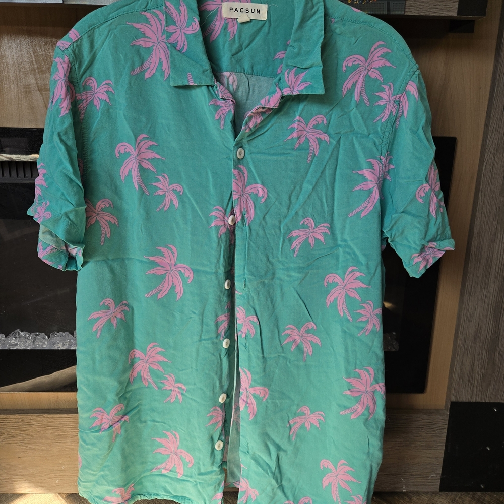 PacSun Green and Pink Palm Tree Men's Shirt